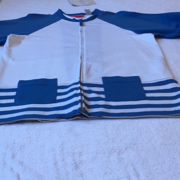 Onque Casuals-NWOT-Lady’s Zippered Top-Size:S - Picture 7 of 8